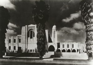 The Wilshire Ward Chapel shortly after its completion in 1929
