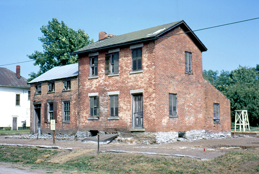 Jonathan Browning home and shop before extensive restoration was completed. Photo by Raleigh Davis.