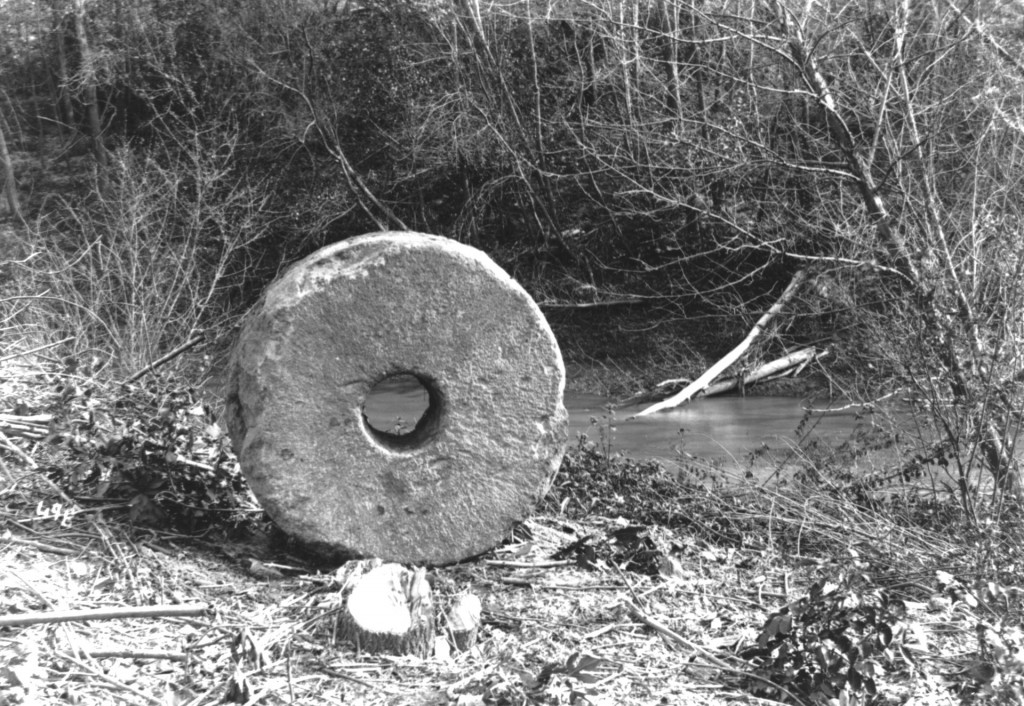 The Hawn's Mill Millstone photo in 1907 by George Edward Anderson