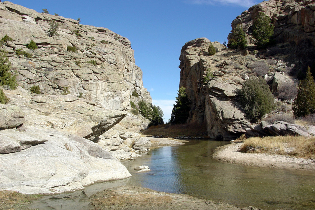 Devil's Gate near Martin's Cove. Photo by Kenneth Mays.