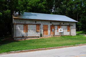 Mason House Inn at Bentonsport, IA. Photo by Kenneth Mays.