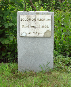 Headstone of Solomon Mack. Photo by Kenneth Mays.