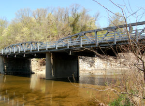 Bridge over the Vermilion River. Photo (2006) by Kenneth Mays.